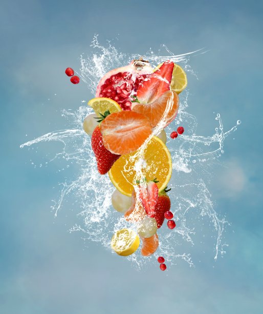 新鲜水果在水花四溅的背景图片下载
