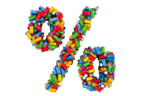 百分比符号从有色金属饮料罐，3D渲染孤立在白色背景图片下载