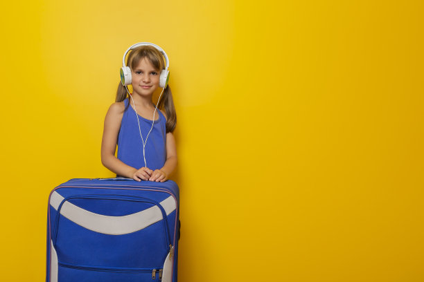 孩子们正在为暑假做准备图片下载