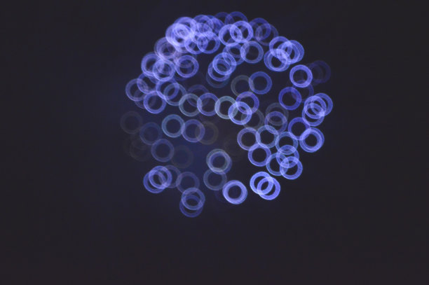 几个蓝色的小圆圈图片下载