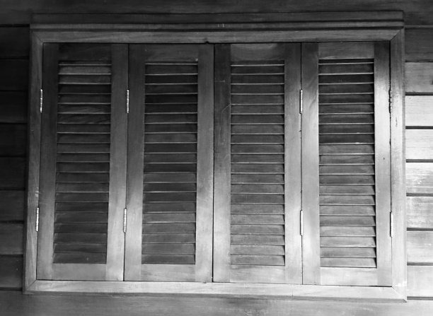 乡村木制窗口图片下载