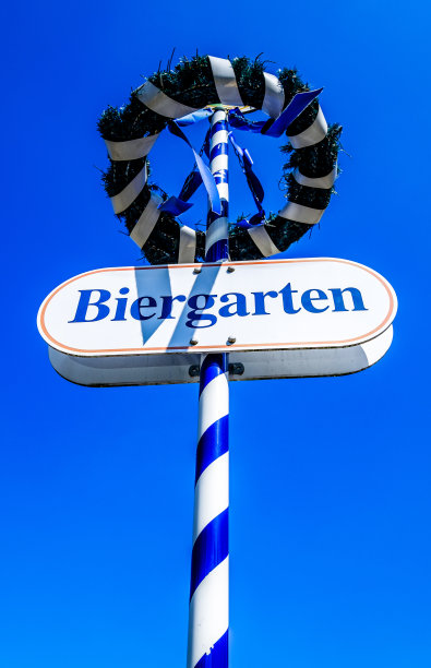 典型的巴伐利亚啤酒花园标志图片下载