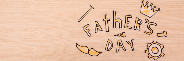 快乐的父亲节礼物标签顶端的工具图片下载