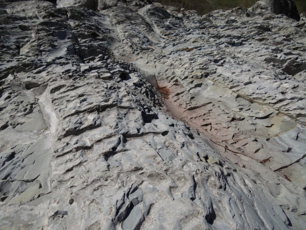 河附近的火箭Soča图片下载