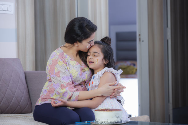 生日快乐，婴儿照片图片下载