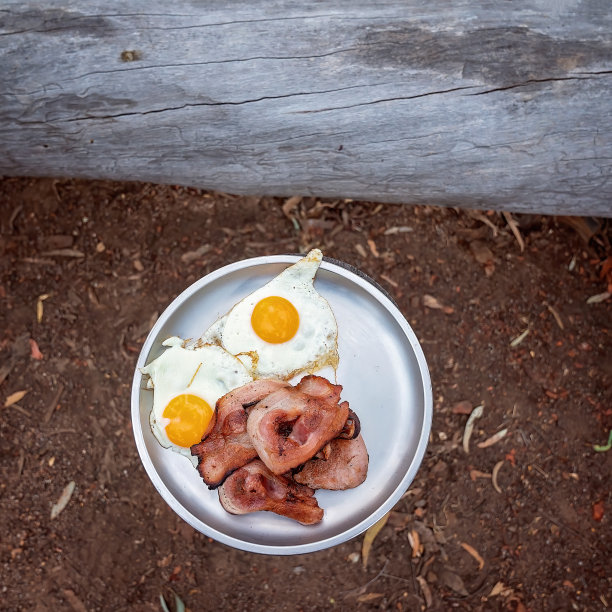 布什篝火早餐图片下载