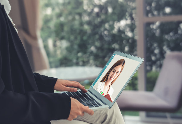 视频电话商务人员会议在虚拟的工作场所或远程办公室图片下载