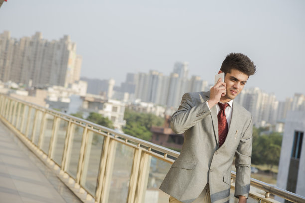 年轻的商人-库存照片图片下载