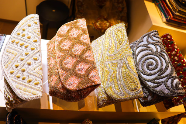 东方风格的小手提包图片下载