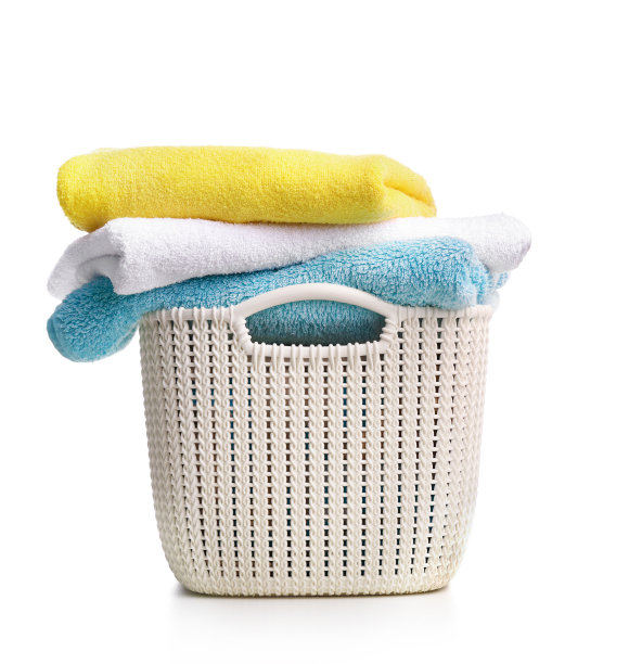 洗涤剂与洗衣粉和毛巾隔离白色图片下载