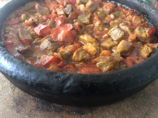 土耳其传统的肉制品配番茄酱图片下载