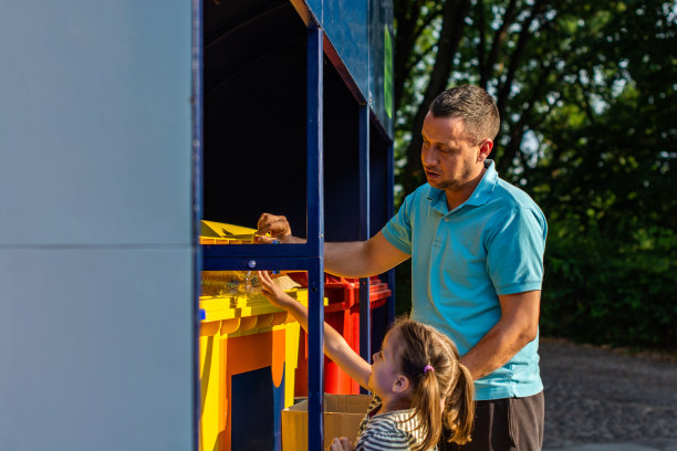 父女循环利用图片下载