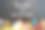 文具设置为黑色背景。学校用品俯视图为广告和促销项目。返校理念图片下载