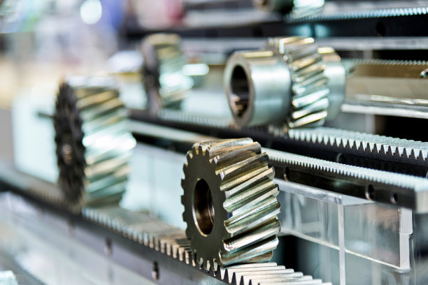 生产线上的一组新齿轮图片下载