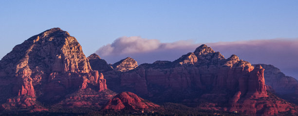 咖啡壶岩上的日出图片下载