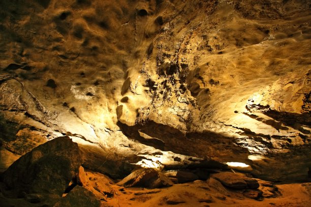 巴西米纳斯吉拉斯州的洞穴图片下载