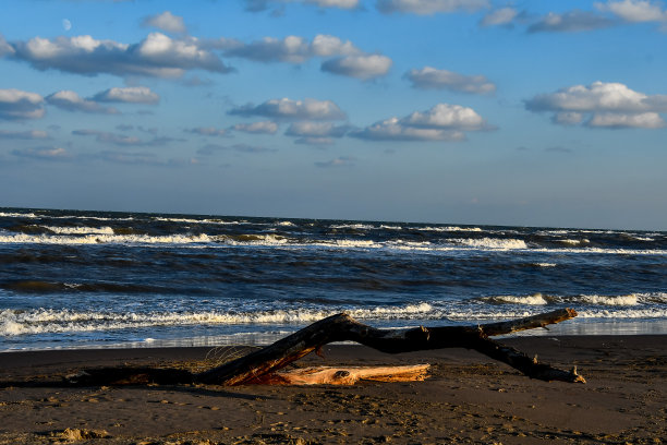 海滩上夕阳西下，数码照片图片为背景图片下载
