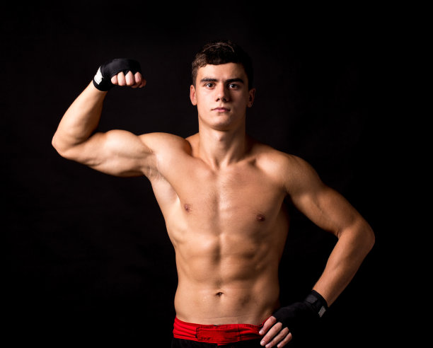 男性模型。跆拳道。图片下载