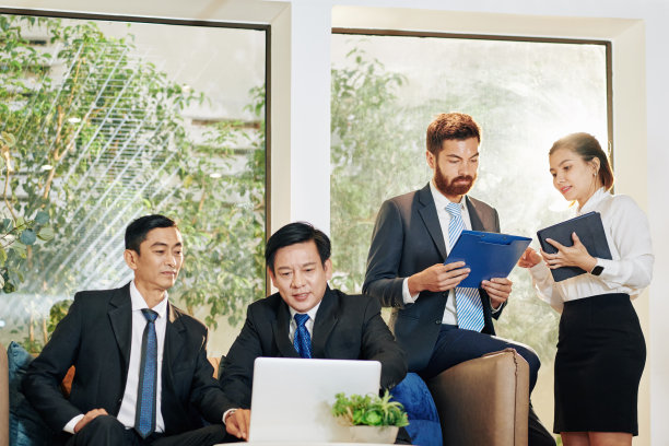 商业团队为未来制定计划图片下载