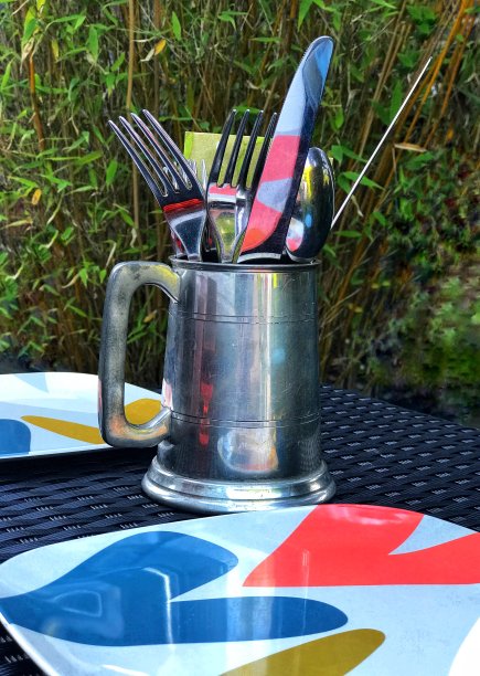 在户外用餐图片下载