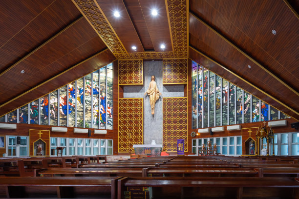 教堂内部圣所库存照片图片下载