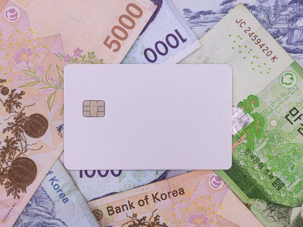 信用卡上的钱图片下载