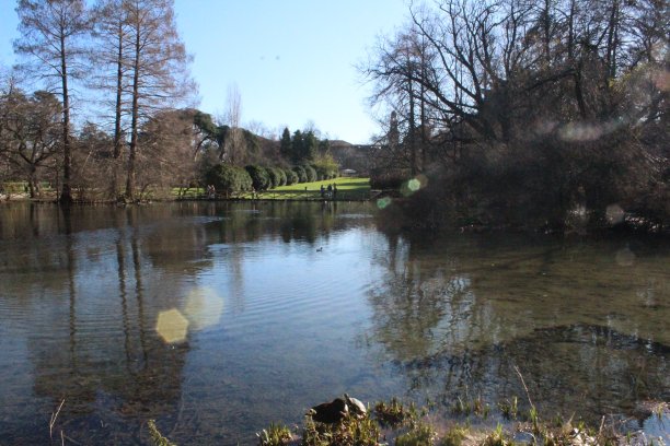 意大利米兰美丽的湖图片下载
