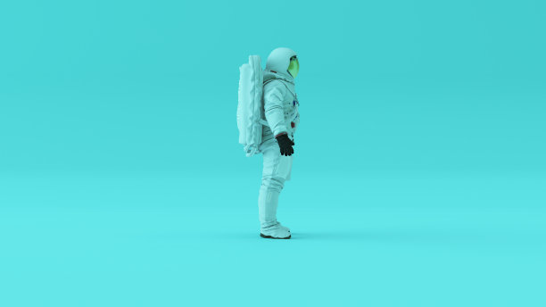 宇航员与金色遮阳板和白色太空服与浅蓝色背景与浅蓝色照明图片下载