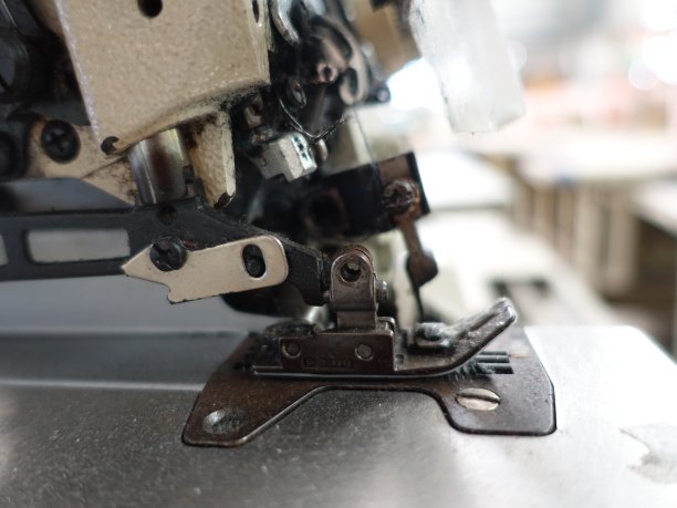 旧缝纫机图片下载