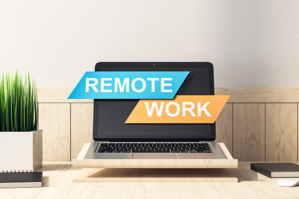 笔记本电脑在现代设计师的工作场所图片下载