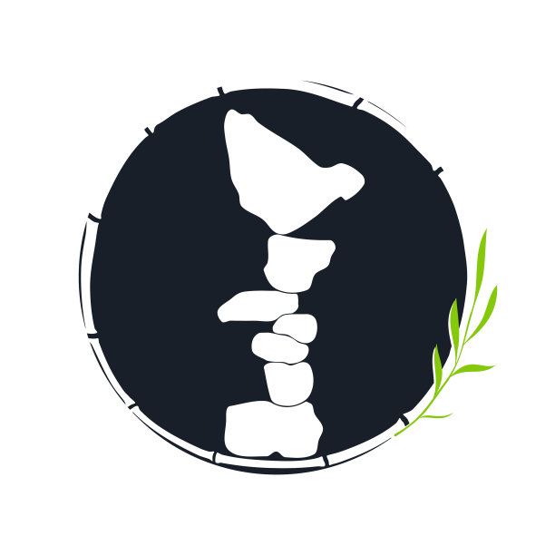 石平衡于黑圈竹中图片下载