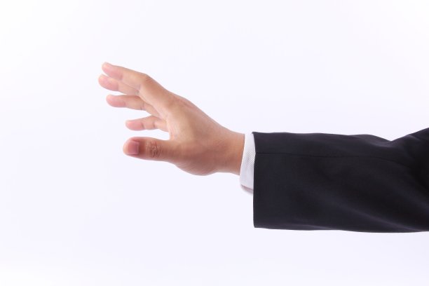 商人手里拿着东西，孤立在白色的背景上图片下载