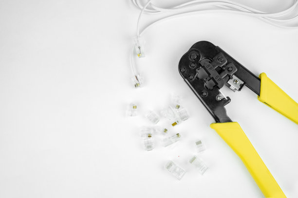 网线或电话线线缆及压线钳，绞线工具双绞线对以太网UTP Cat 5，压线RJ45网线，步进压线RJ45连接器，拷贝空间图片下载