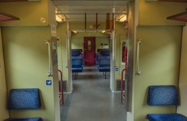 夏日里电蓝老客运单位内部图片下载