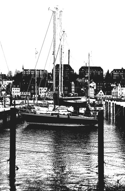 停泊着帆船和游艇的港口。海景观。图片下载