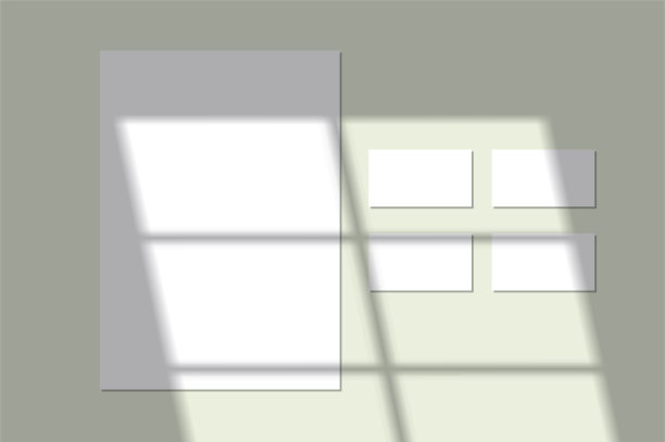 矢量模拟的白色空白垂直纸和卡片。阴影叠加效果。透明柔和的光线和阴影从窗户。透明的窗户阴影和自然闪电的模型。10 eps目。图片下载