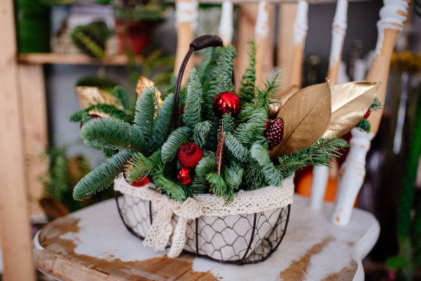 柳条篮子中的构图图片下载