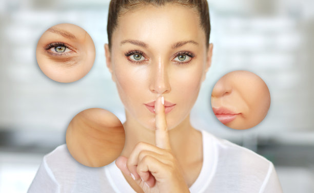 老化。成熟女人年轻的女人。面对皮肤问题。展示前后的照片图片下载