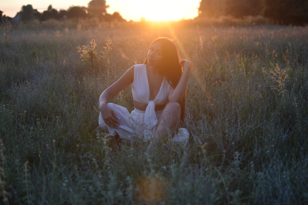 美丽的女人图片下载