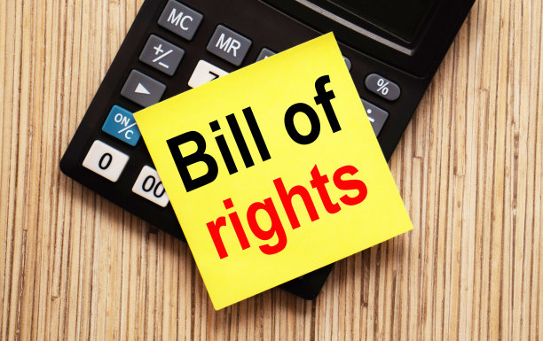 带有文本的计算器和黄色纸张的权利法案图片下载