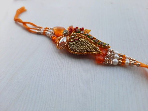 Rakhee孤立的照片在印度节日Raksha Bandhan图片下载