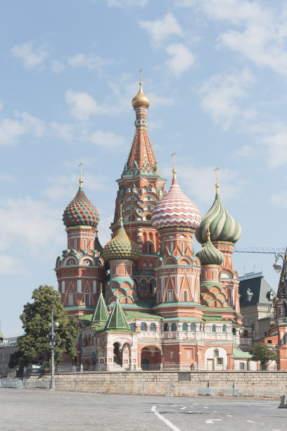 莫斯科红场上的圣巴西尔大教堂图片下载