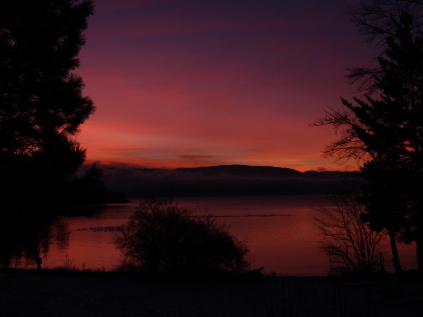 湖日落图片下载