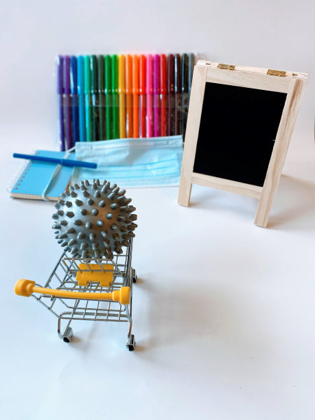 返回学校购物w冠状病毒图片下载