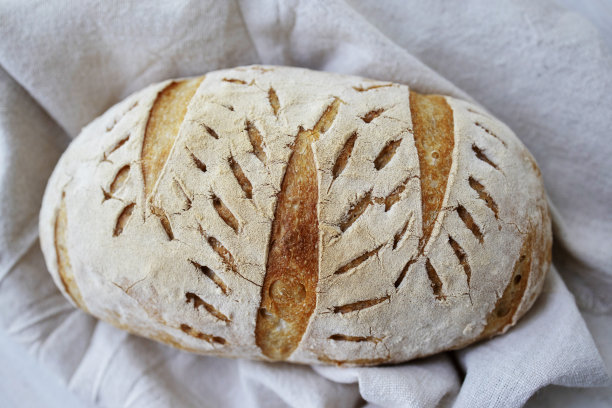 自制的手工全麦面包图片下载