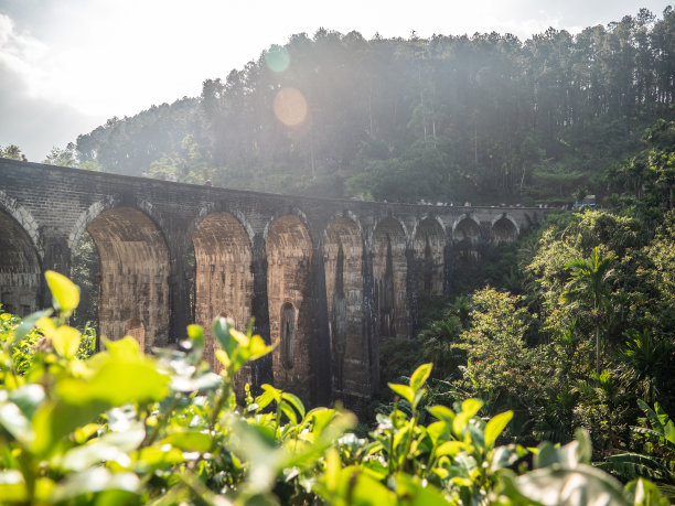 日落时分斯里兰卡的九拱桥图片下载