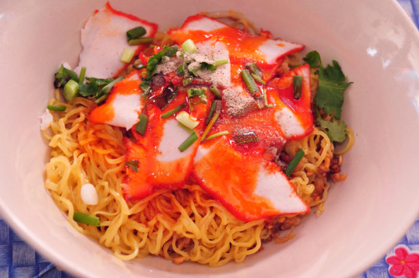 红烧猪肉蛋面图片下载