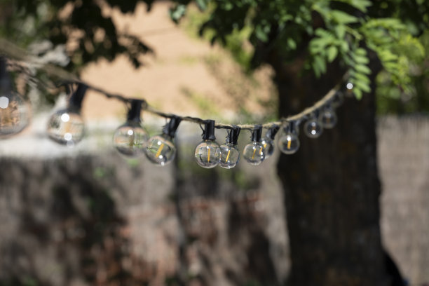 花园灯的花环图片下载