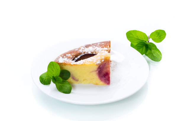 甜美的自制砂锅，里面装着水果图片下载