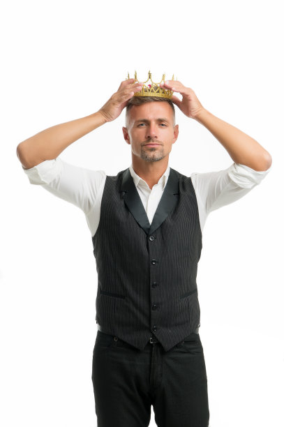 更可取的或更合适的业务王。商人戴皇冠。商业上的成功。王的风格。获得胜利和成功。英俊的国王。荣耀。代表权力和胜利的人图片下载